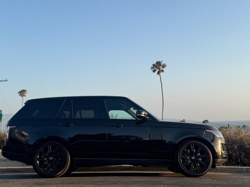 Used 2019 Land Rover Range Rover HSE AWD/4WD image 12