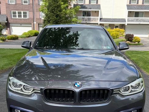 Used 2018 BMW 330i xDrive Sedan w/ Convenience Package AWD/4WD image 6