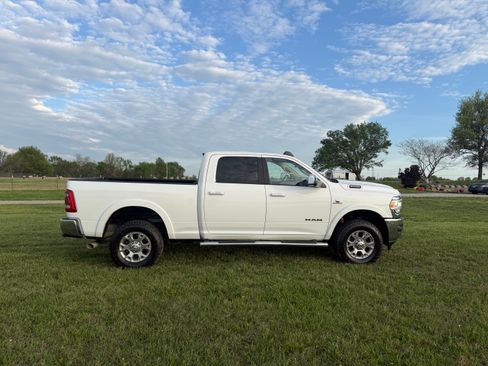 Used 2019 RAM 2500 Laramie w/ Cold Weather Group image 4