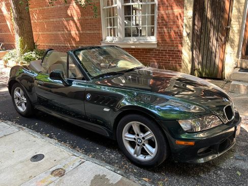 Used 2000 BMW Z3 2.5i RWD image 1