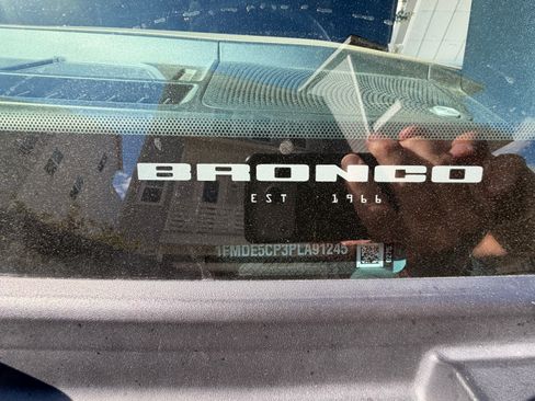 Used 2023 Ford Bronco Wildtrak AWD/4WD image 13