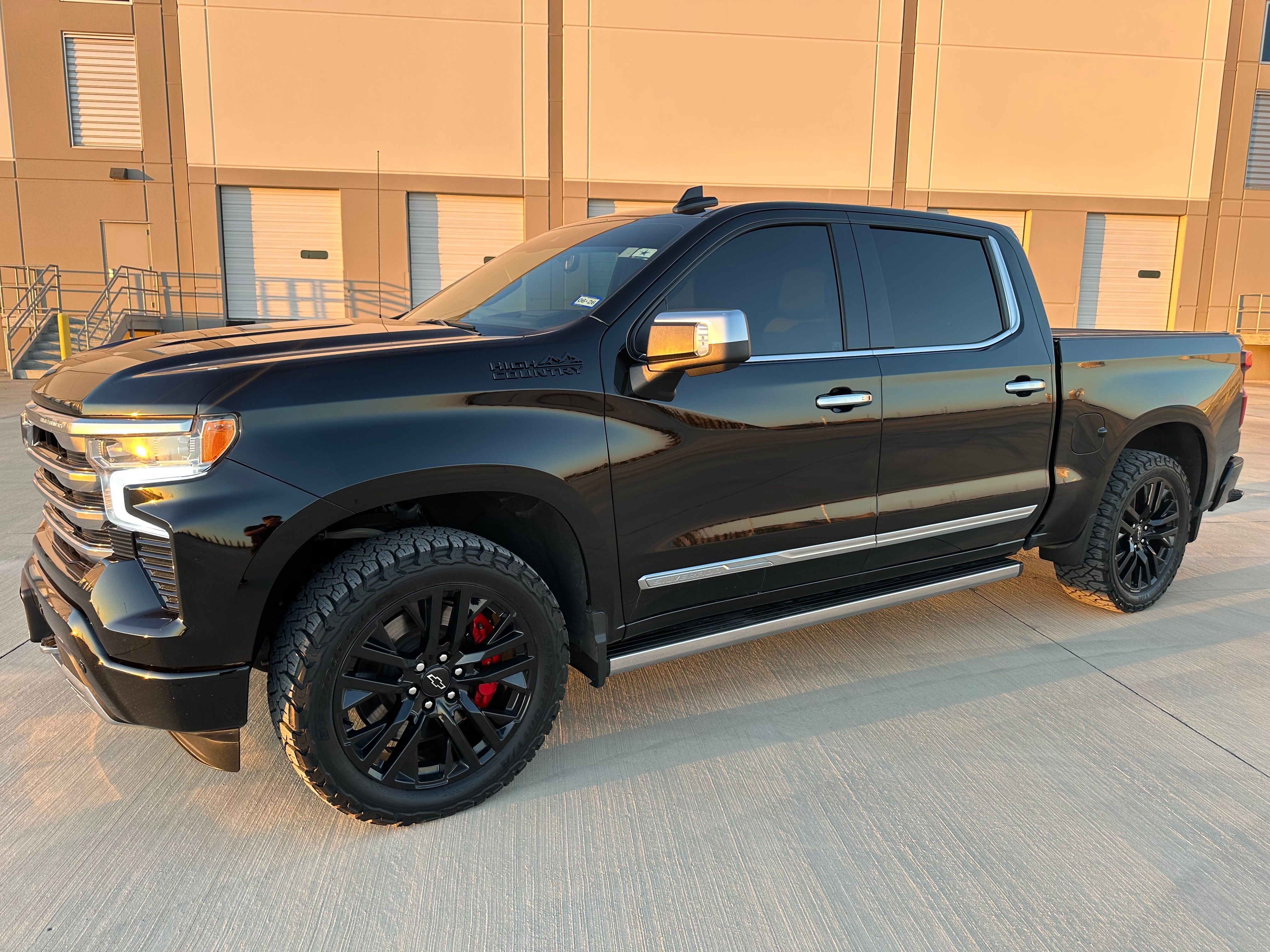 Used 2024 Chevrolet Silverado 1500 High Country AWD/4WD image 14