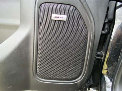 Used 2020 Chevrolet Silverado 1500 RST image 10