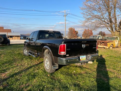 Used 2018 RAM 2500 Laramie w/ Convenience Group image 5