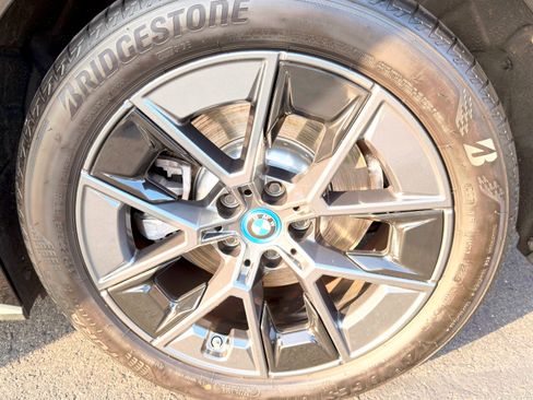 Used 2023 BMW i4 eDrive40 image 14