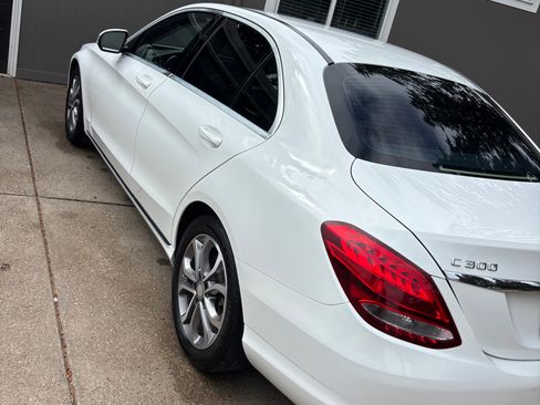 Used 2016 Mercedes-Benz C 300 Sedan image 5