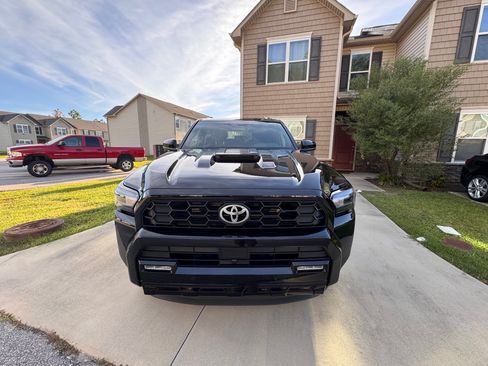 Used 2025 Toyota 4Runner TRD Sport RWD image 2