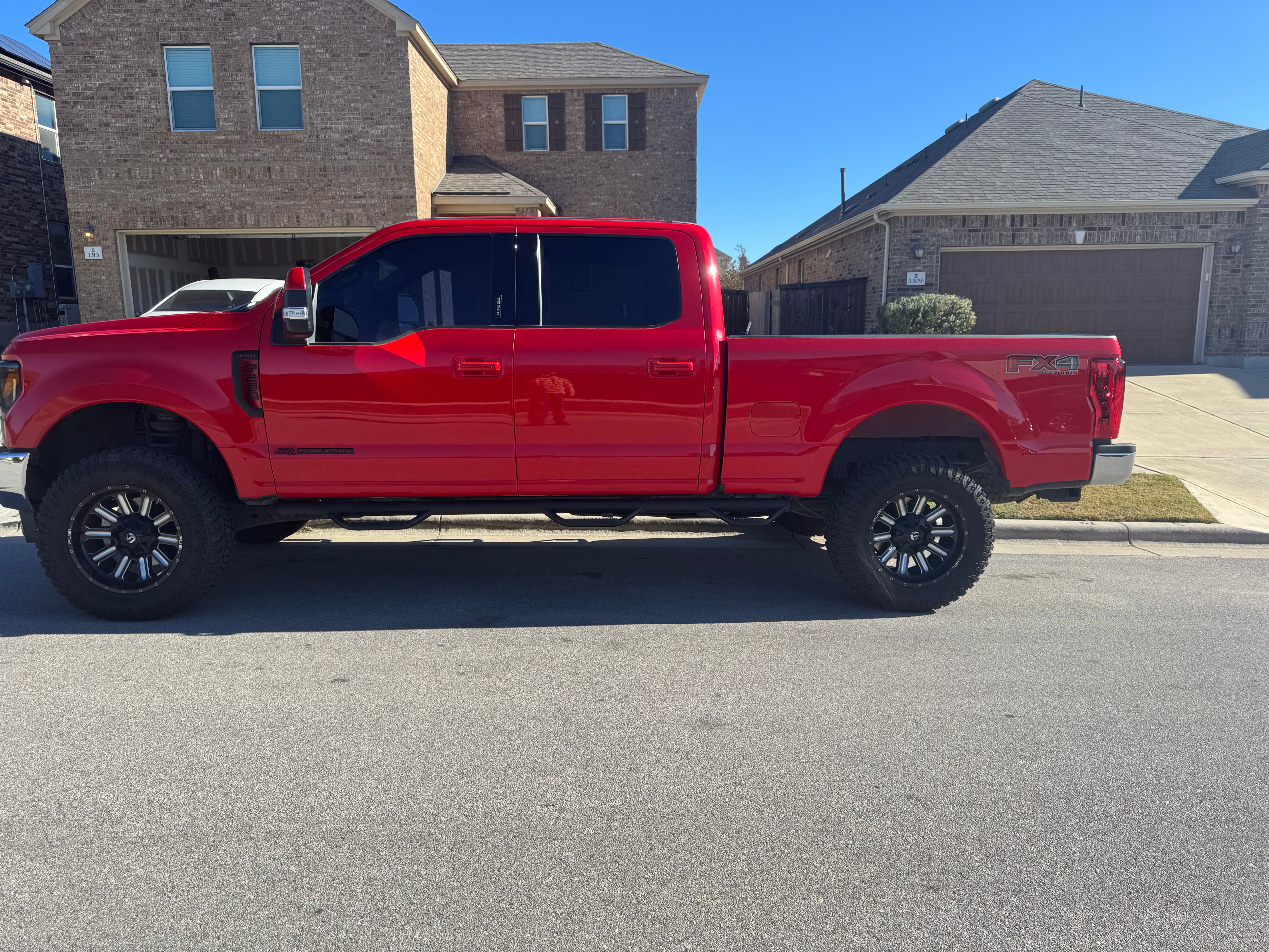 Used 2019 Ford F250 XLT w/ XLT Premium Package AWD/4WD image 5