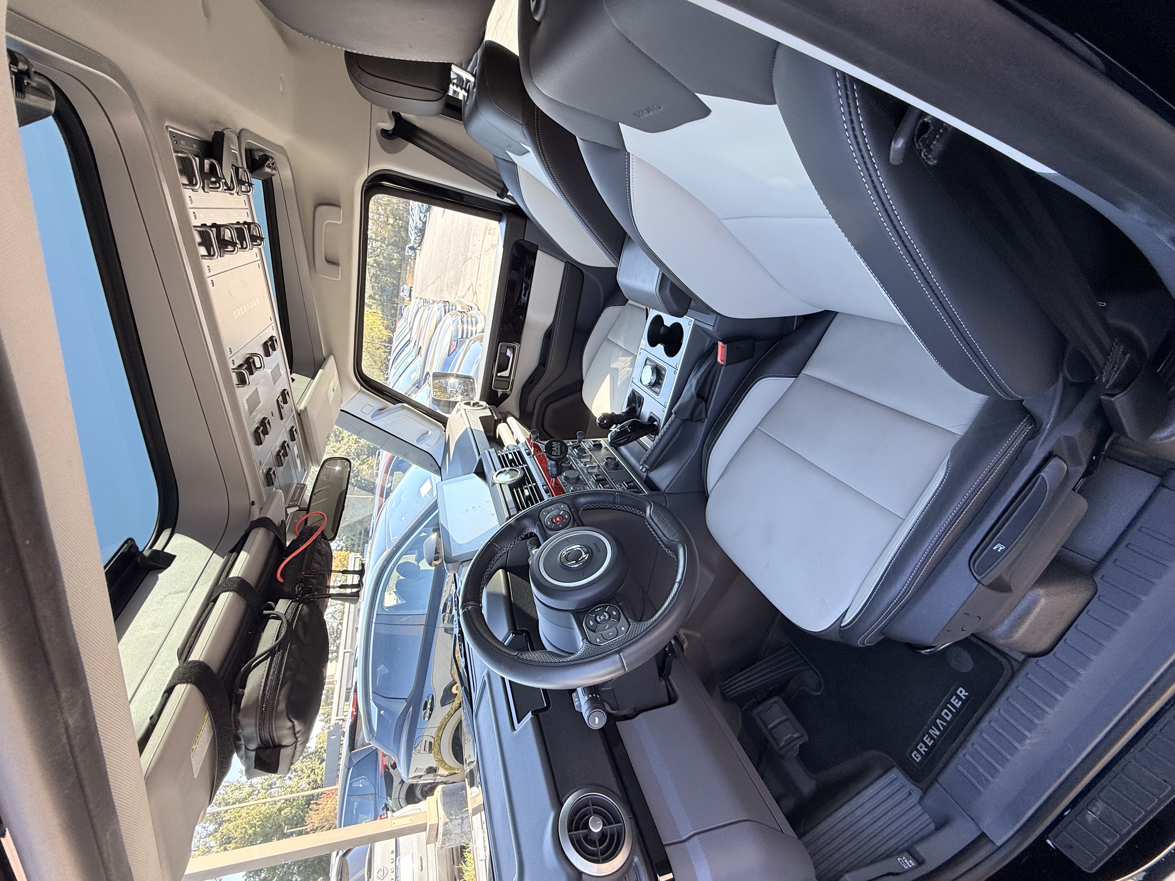 Used 2024 INEOS Grenadier Station Wagon AWD/4WD image 6