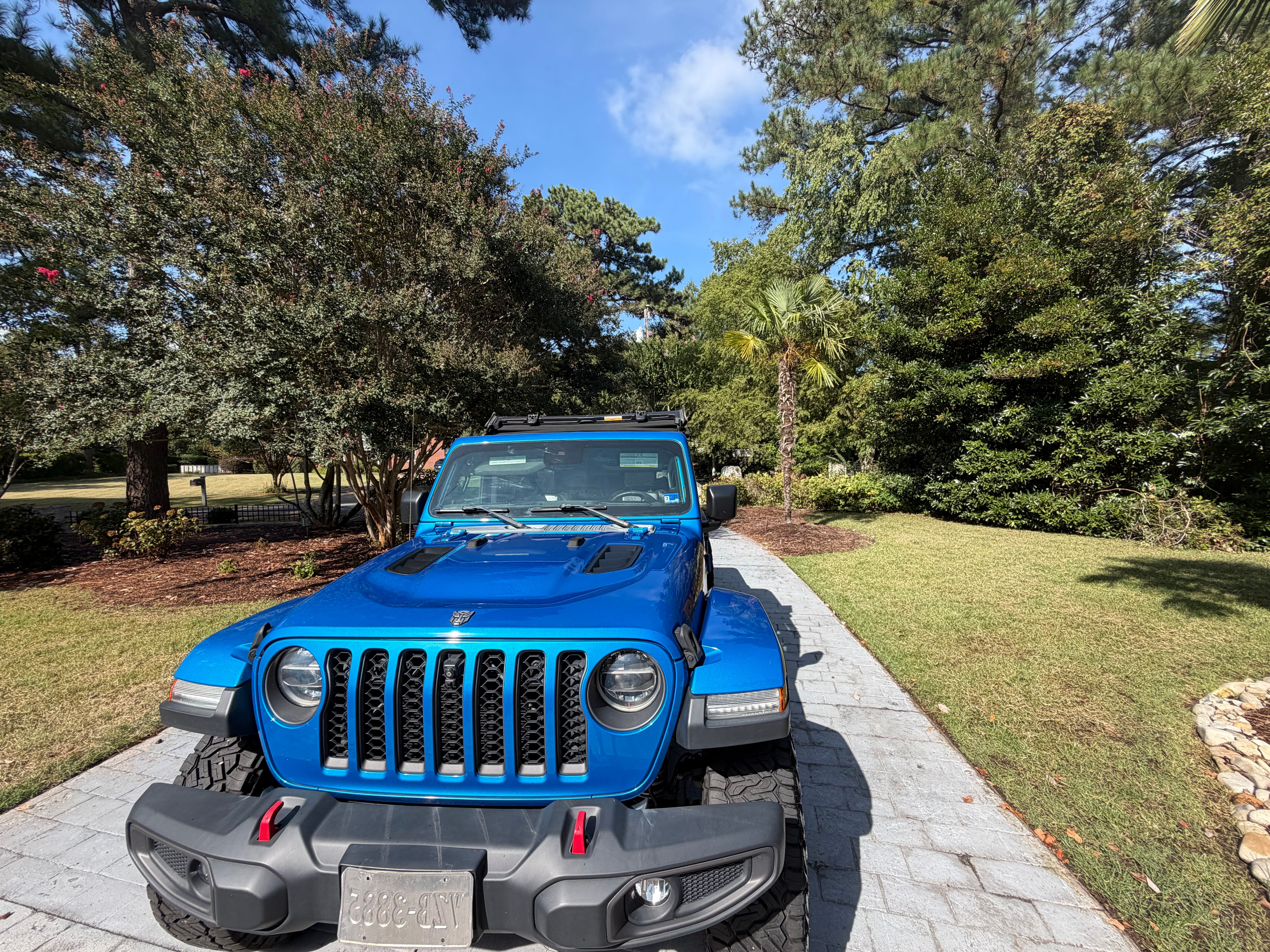 Used 2021 Jeep Gladiator Rubicon AWD/4WD image 6