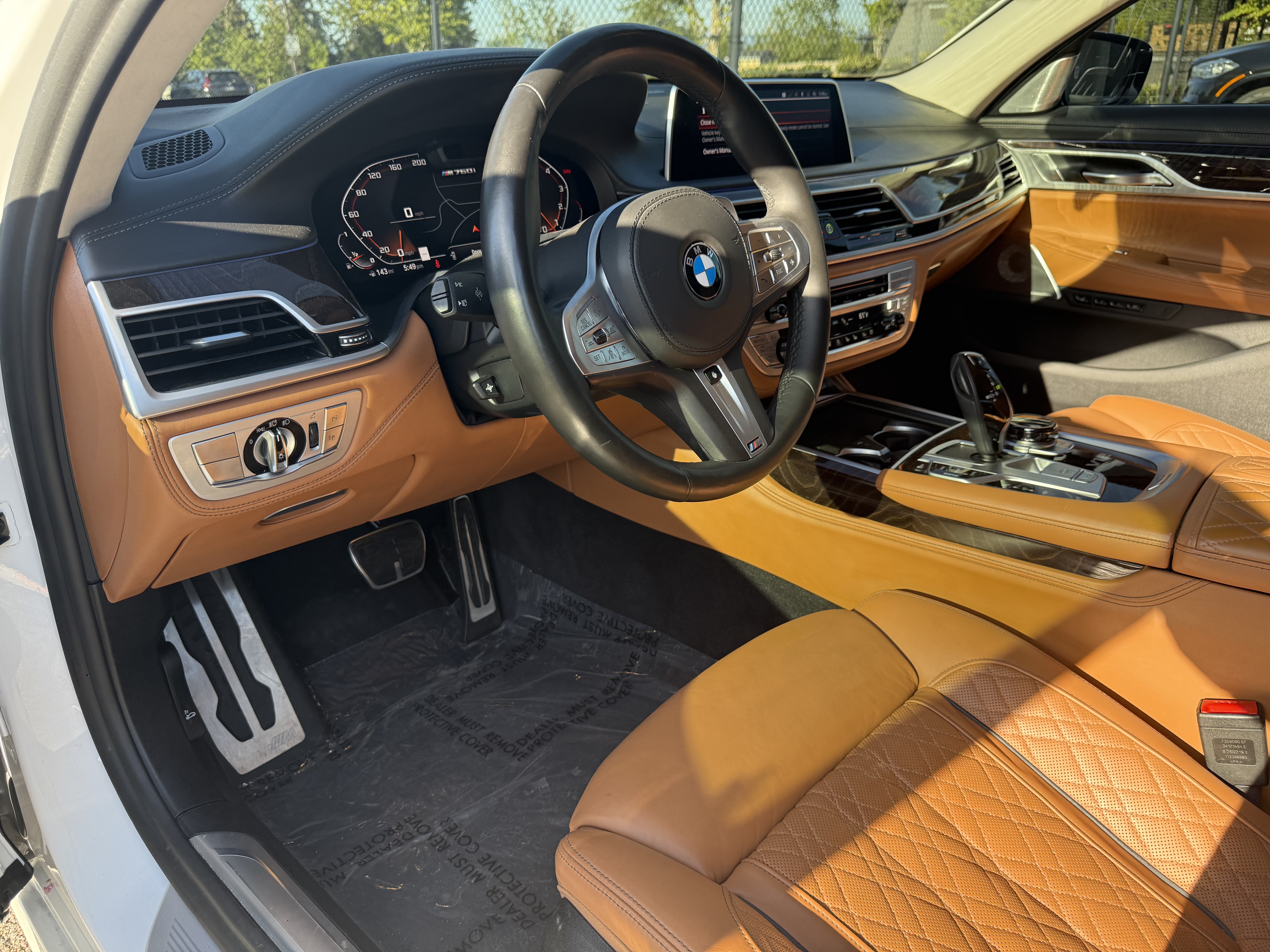 Used 2020 BMW M760i xDrive w/ Luxury Rear Seating Package AWD/4WD image 10