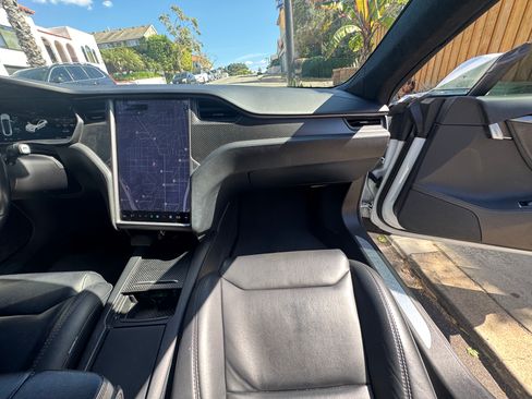 Used 2018 Tesla Model S P100D image 21