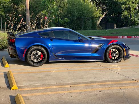 Used 2017 Chevrolet Corvette Grand Sport RWD image 1