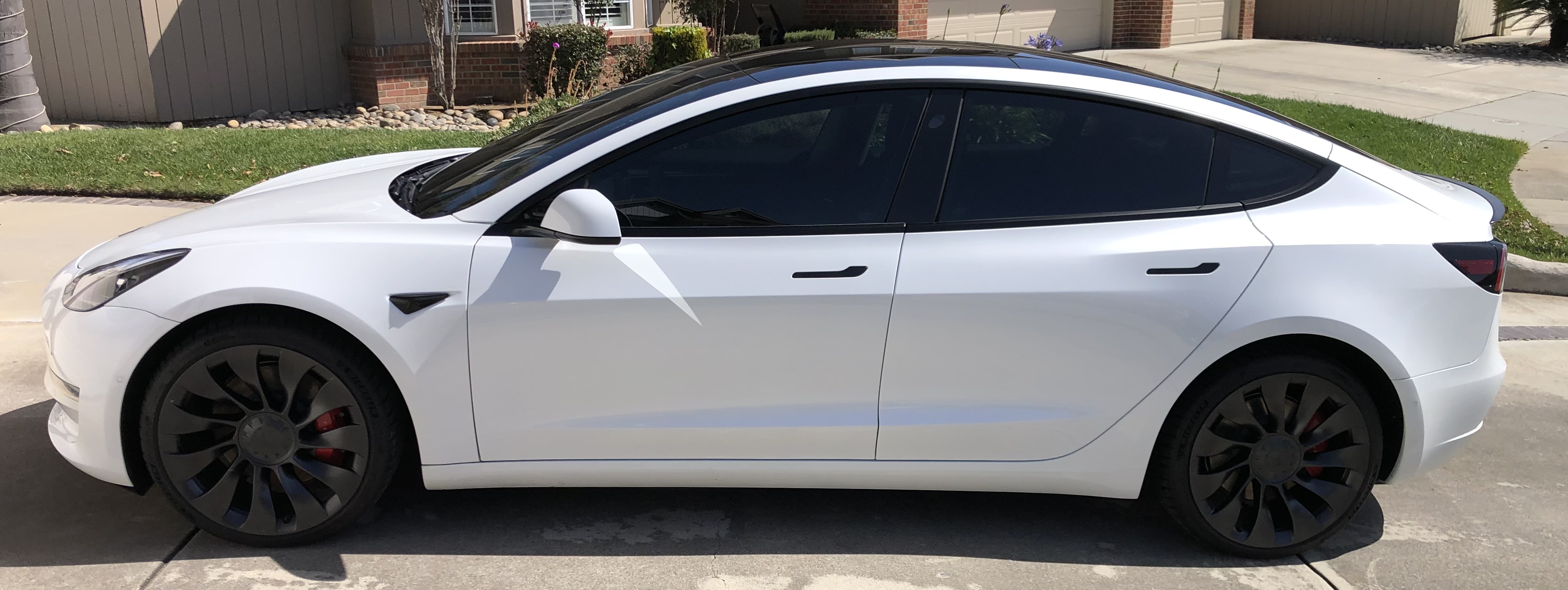 Used 2022 Tesla Model 3 Performance AWD/4WD image 2