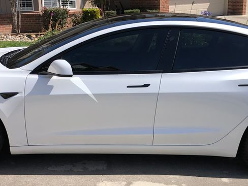 Used 2022 Tesla Model 3 Performance AWD/4WD image 2