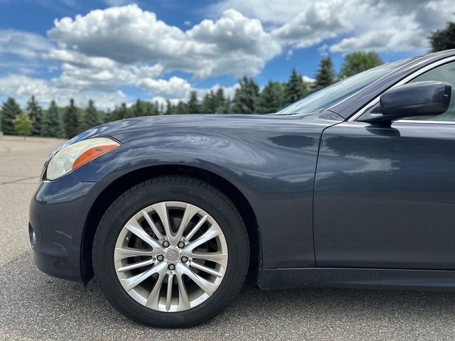 Used 2011 INFINITI M56 x w/ Deluxe Touring Pkg AWD/4WD image 14