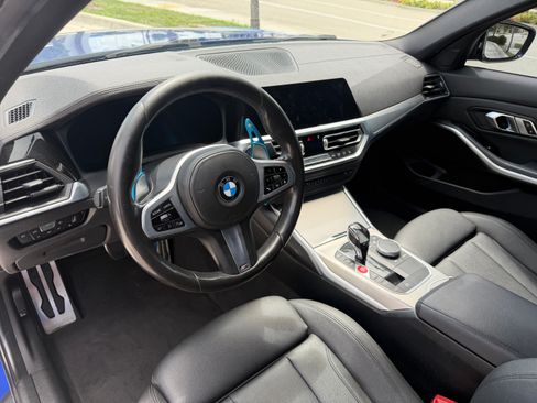Used 2019 BMW 330i Sedan w/ M Sport Package RWD image 16