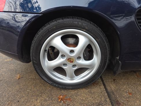 Used 1999 Porsche Boxster image 16