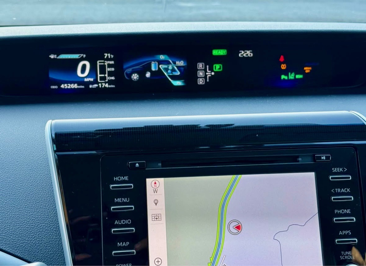 Used 2018 Toyota Mirai FWD image 18