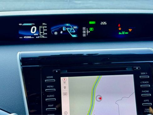 Used 2018 Toyota Mirai image 18