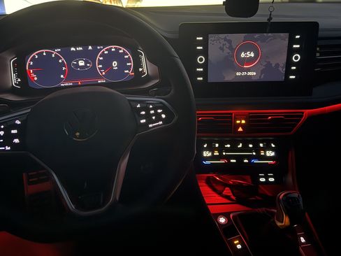 Used 2025 Volkswagen Jetta GLI Autobahn image 5