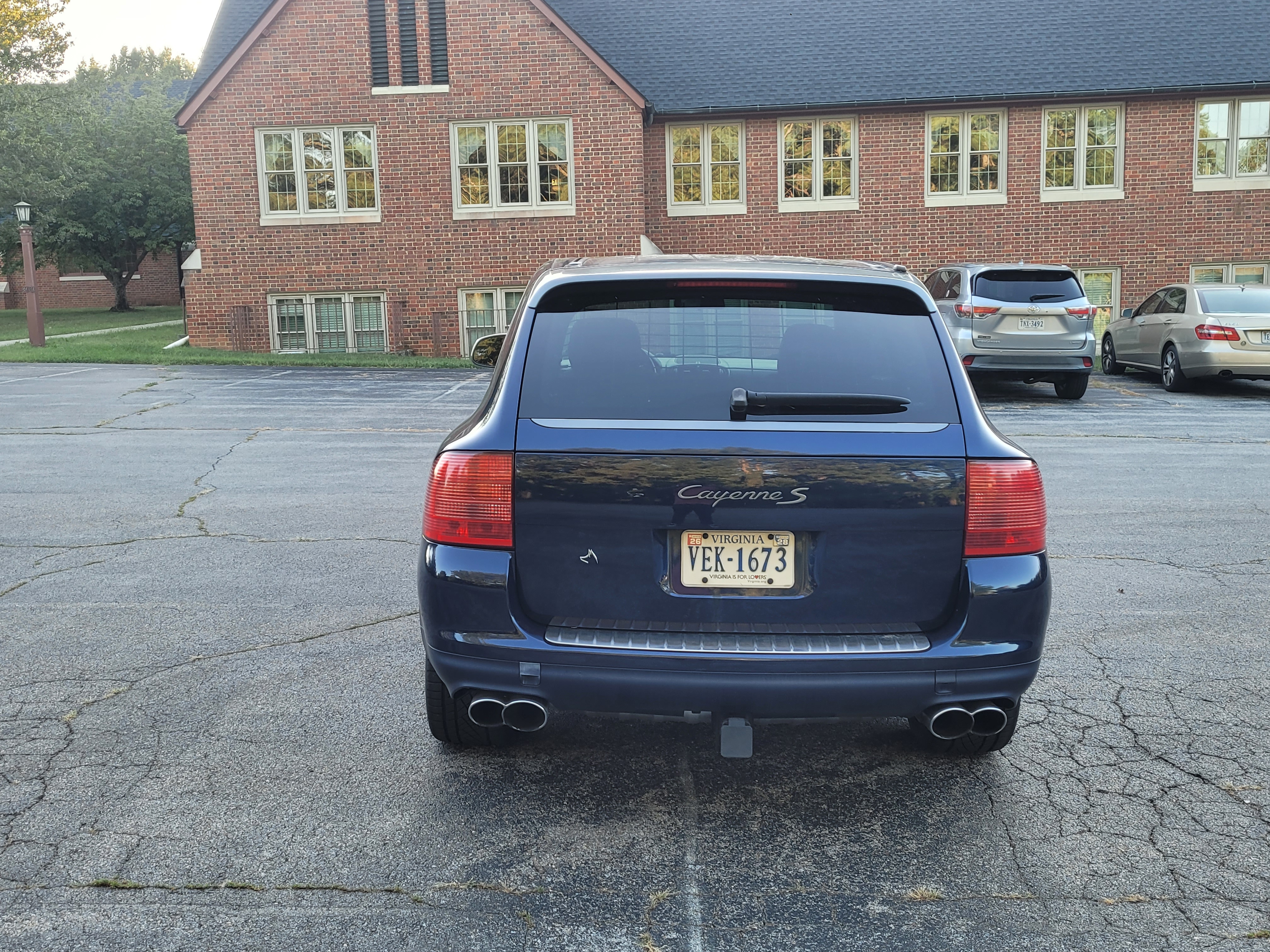 Used 2006 Porsche Cayenne S Titanium Edition AWD/4WD image 5