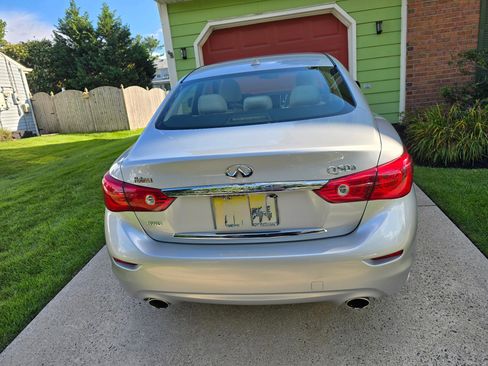 Used 2015 INFINITI Q50 AWD w/ Moonroof Package image 5