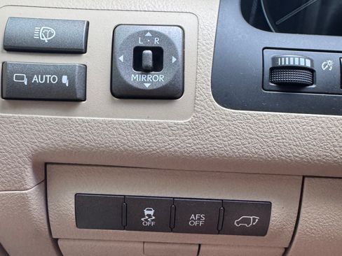 Used 2014 Lexus LX 570 4WD image 12