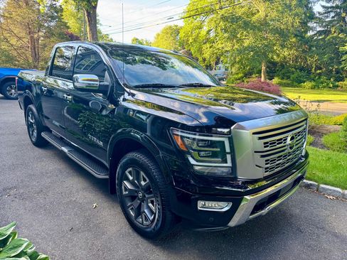Used 2021 Nissan Titan Platinum Reserve w/ Off Road Protection Package AWD/4WD image 4
