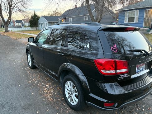 Used 2014 Dodge Journey SXT image 8