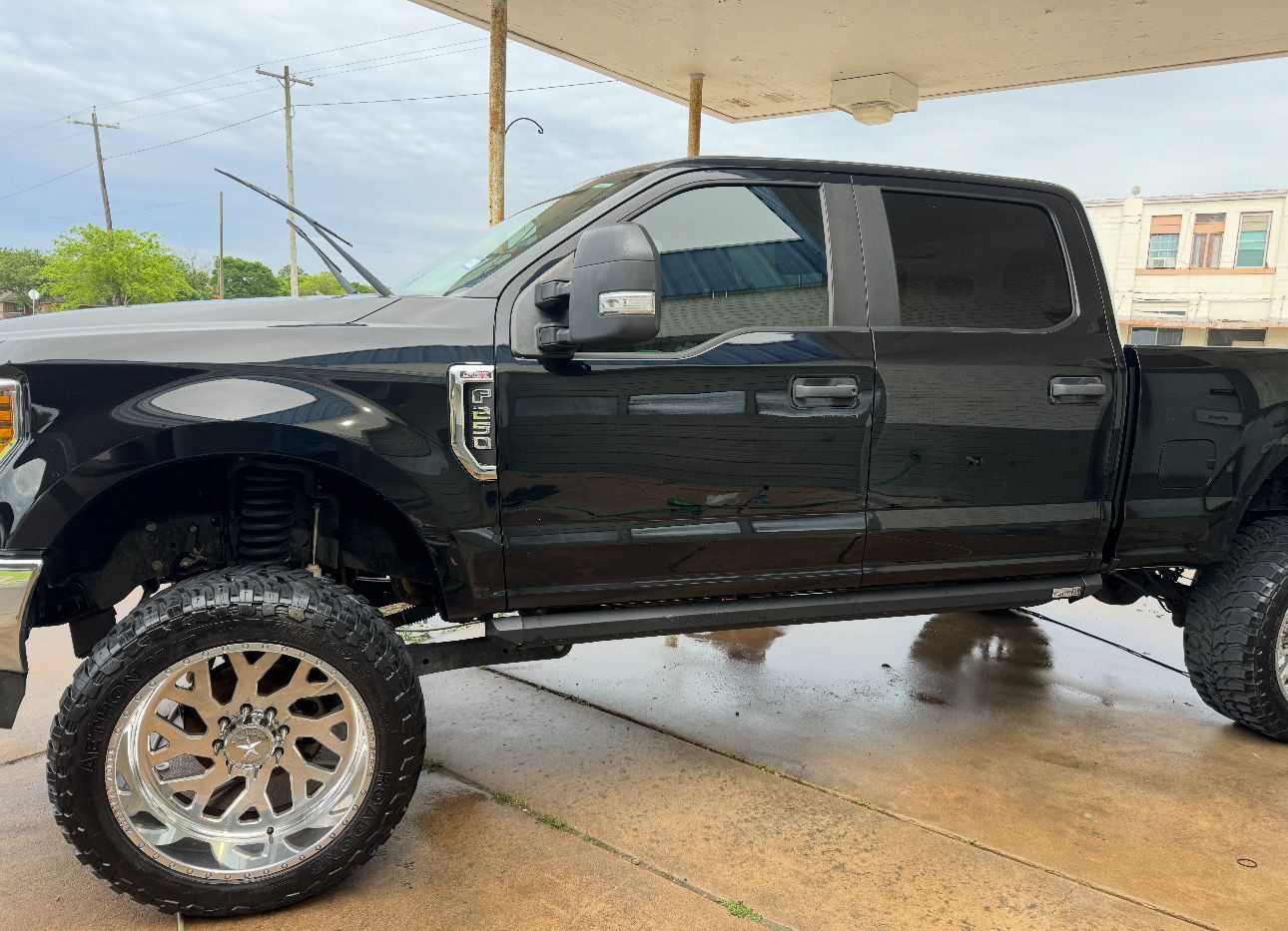 Used 2019 Ford F250 XL w/ STX Appearance Package AWD/4WD image 1
