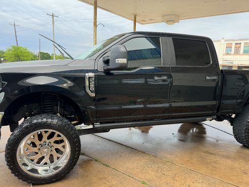 Used 2019 Ford F250 XL w/ STX Appearance Package image 1