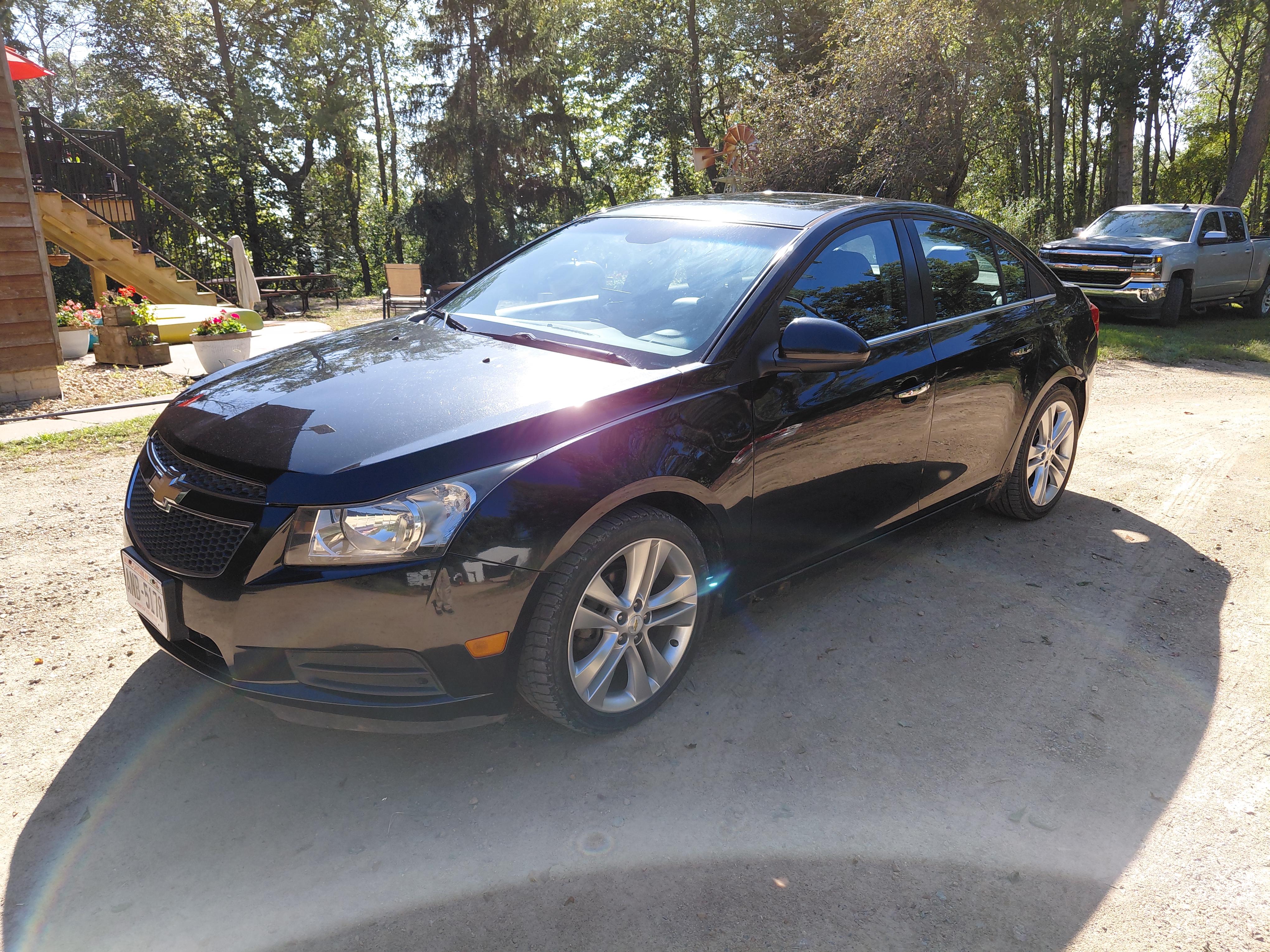Used 2011 Chevrolet Cruze LTZ FWD image 2