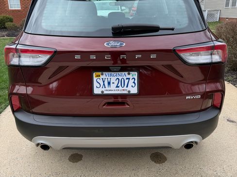 Used 2021 Ford Escape S image 2