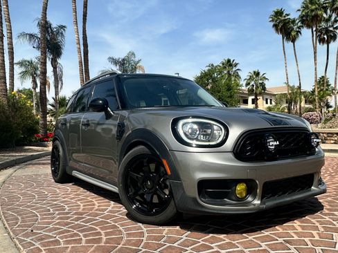 Used 2019 MINI Cooper Countryman S w/ Premium Package image 1