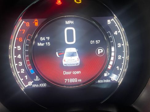 Used 2015 FIAT 500 Sport w/ Comfort/Convenience Group image 17