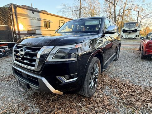 Used 2021 Nissan Armada Platinum w/ Captain's Chairs Package image 10