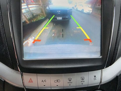 Used 2018 Dodge Journey Crossroad w/ Nav & Sun Group image 15