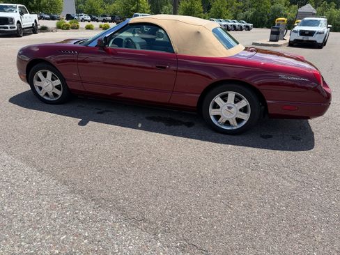 Used 2004 Ford Thunderbird RWD image 6