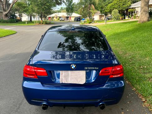 Used 2011 BMW 335is Coupe RWD image 4