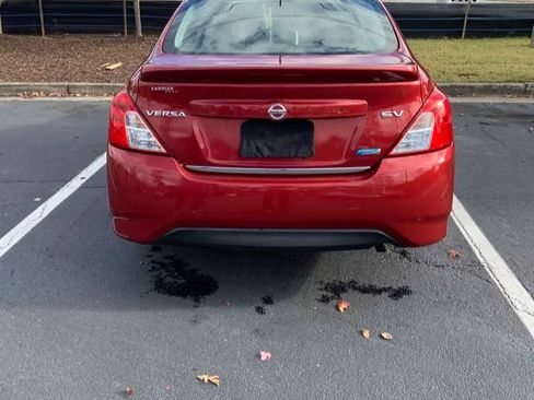 Used 2016 Nissan Versa SV image 14