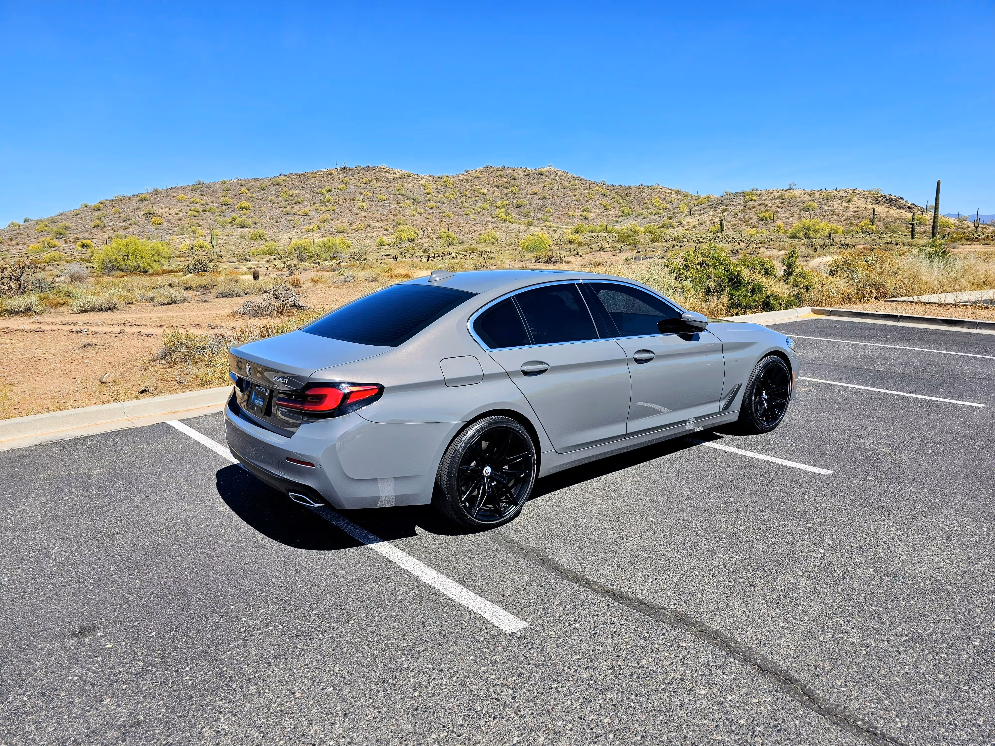 Used 2022 BMW 530i w/ Convenience Package RWD image 24
