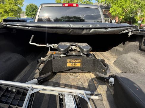 Used 2024 RAM 3500 Big Horn w/ Night Edition AWD/4WD image 10