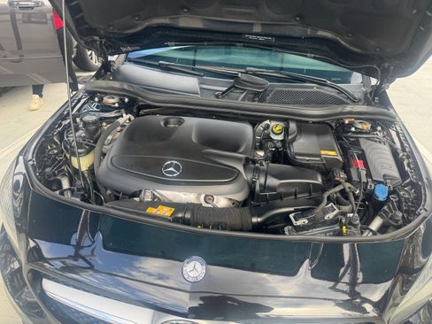 Used 2015 Mercedes-Benz CLA 250 image 12