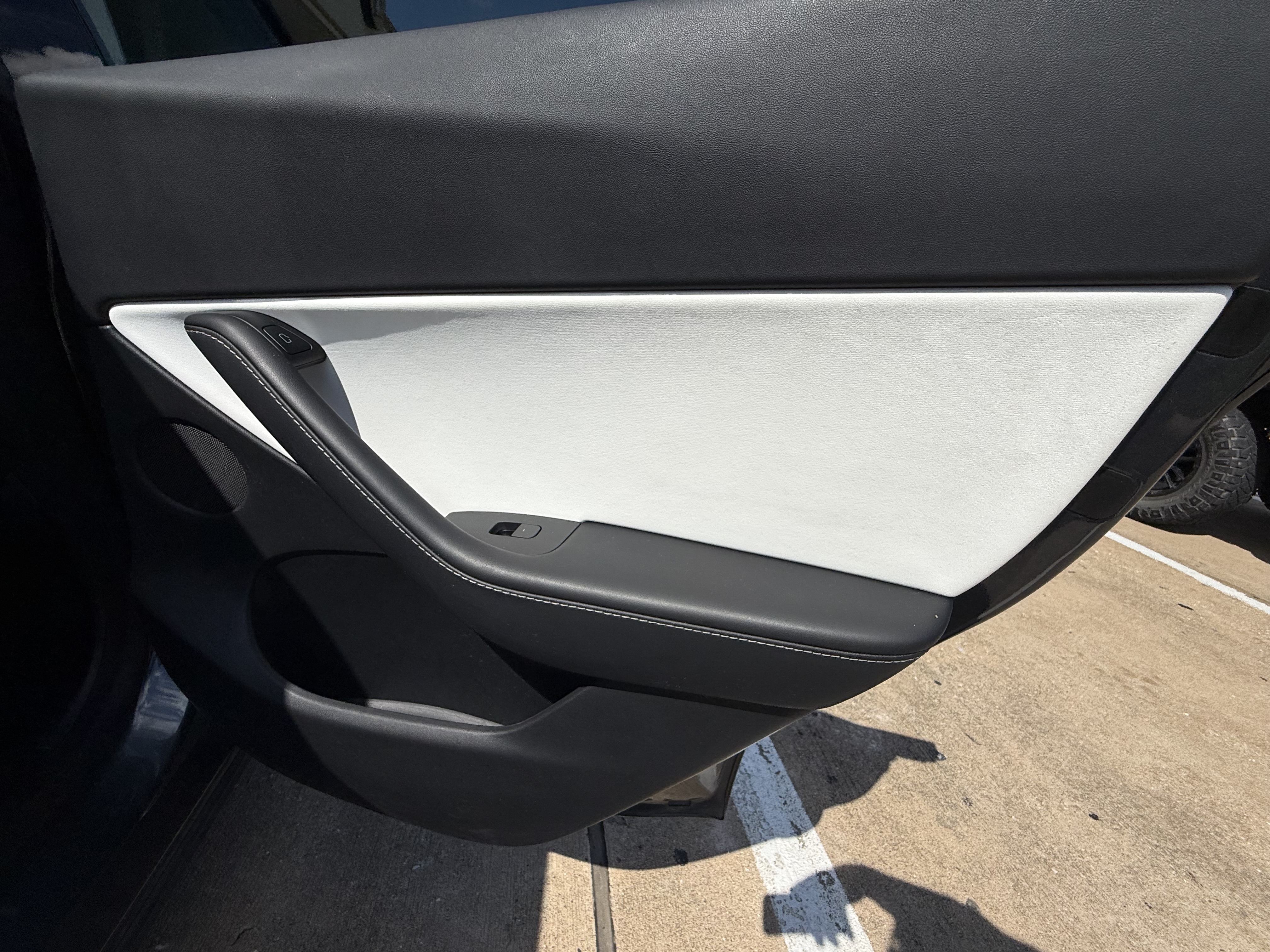 Used 2022 Tesla Model Y Long Range AWD/4WD image 11
