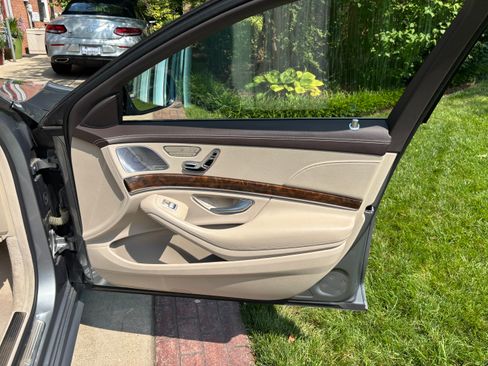 Used 2015 Mercedes-Benz S 550 4MATIC Sedan image 13