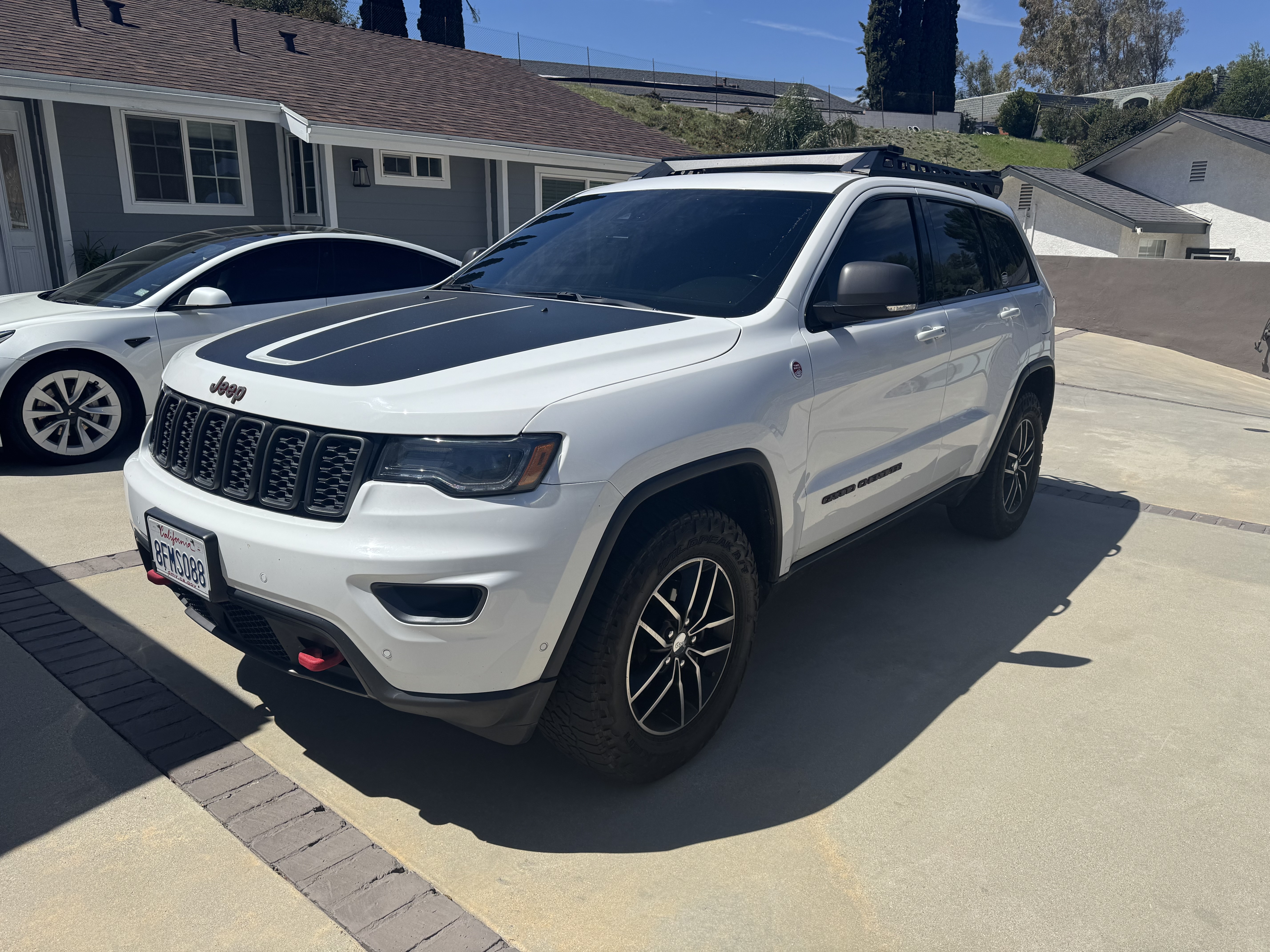 Used 2018 Jeep Grand Cherokee Trailhawk w/ Trailhawk Luxury Group AWD/4WD image 5