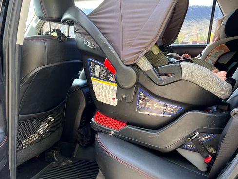 Used 2015 Toyota 4Runner Trail Premium image 4