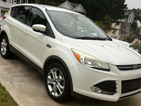 Used 2013 Ford Escape SEL FWD image 4