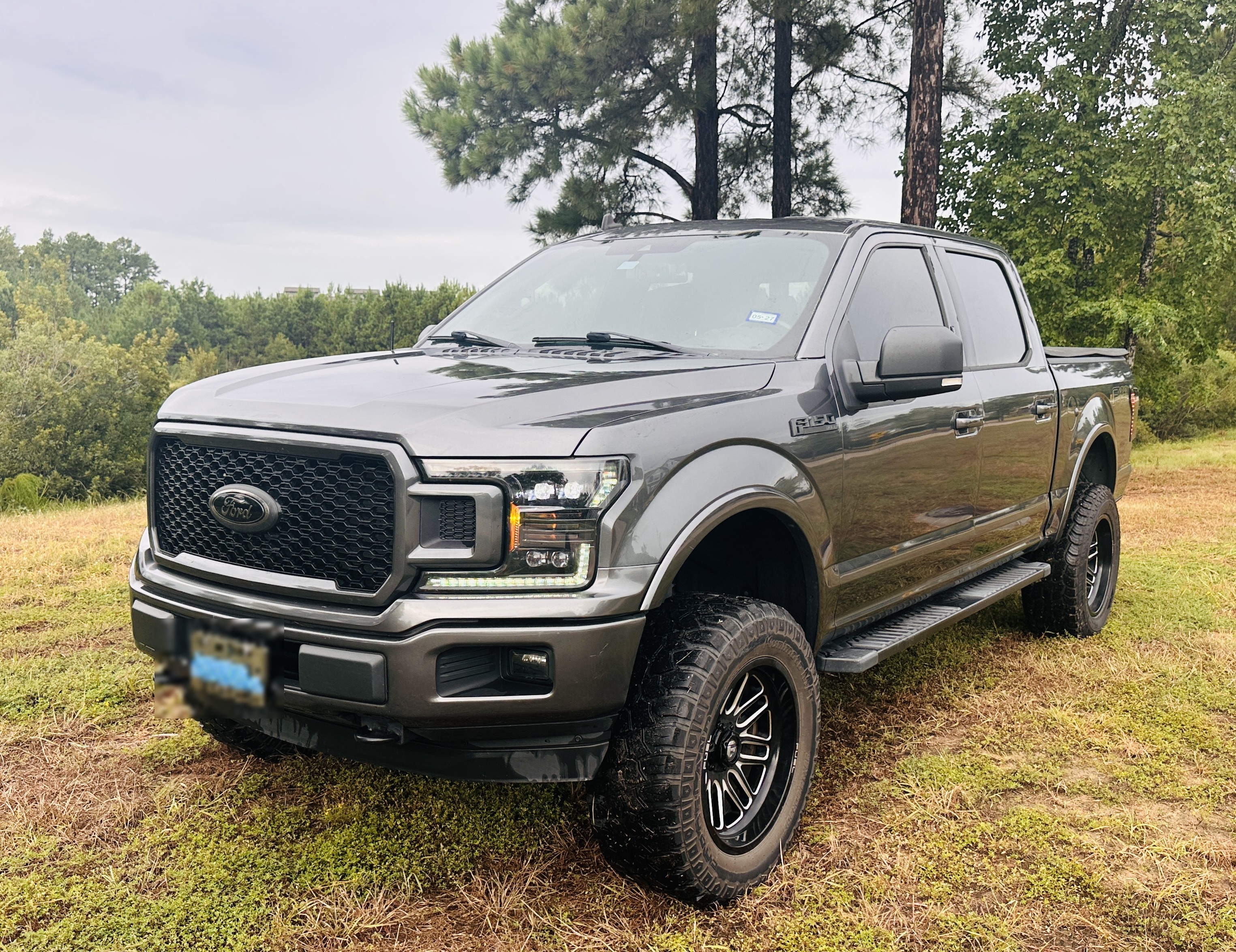 Used 2020 Ford F150 XLT w/ Equipment Group 302A Luxury AWD/4WD image 1